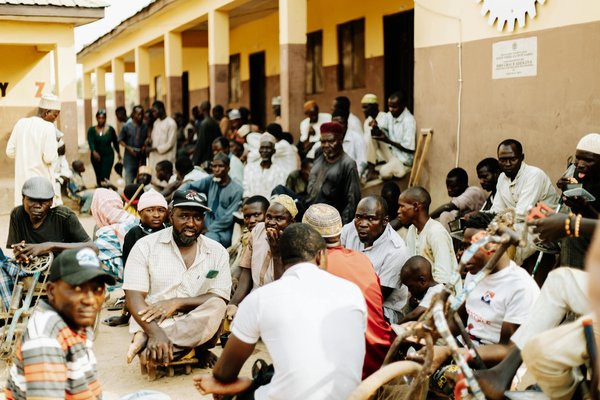 Personnalisez votre plaque funéraire : un hommage à votre histoire